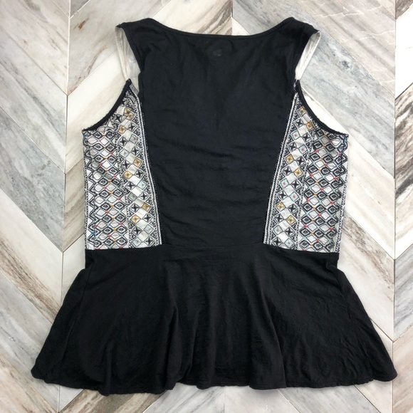 Anthropologie Meadow Rue Embroidery Peplum Tank - Picture 4 of 6